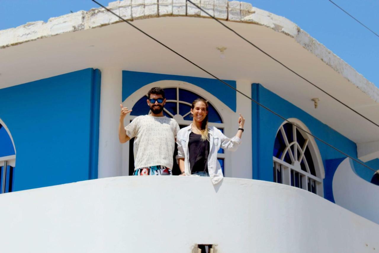 Hospedaje La Ola Azul Puerto Chicama Extérieur photo
